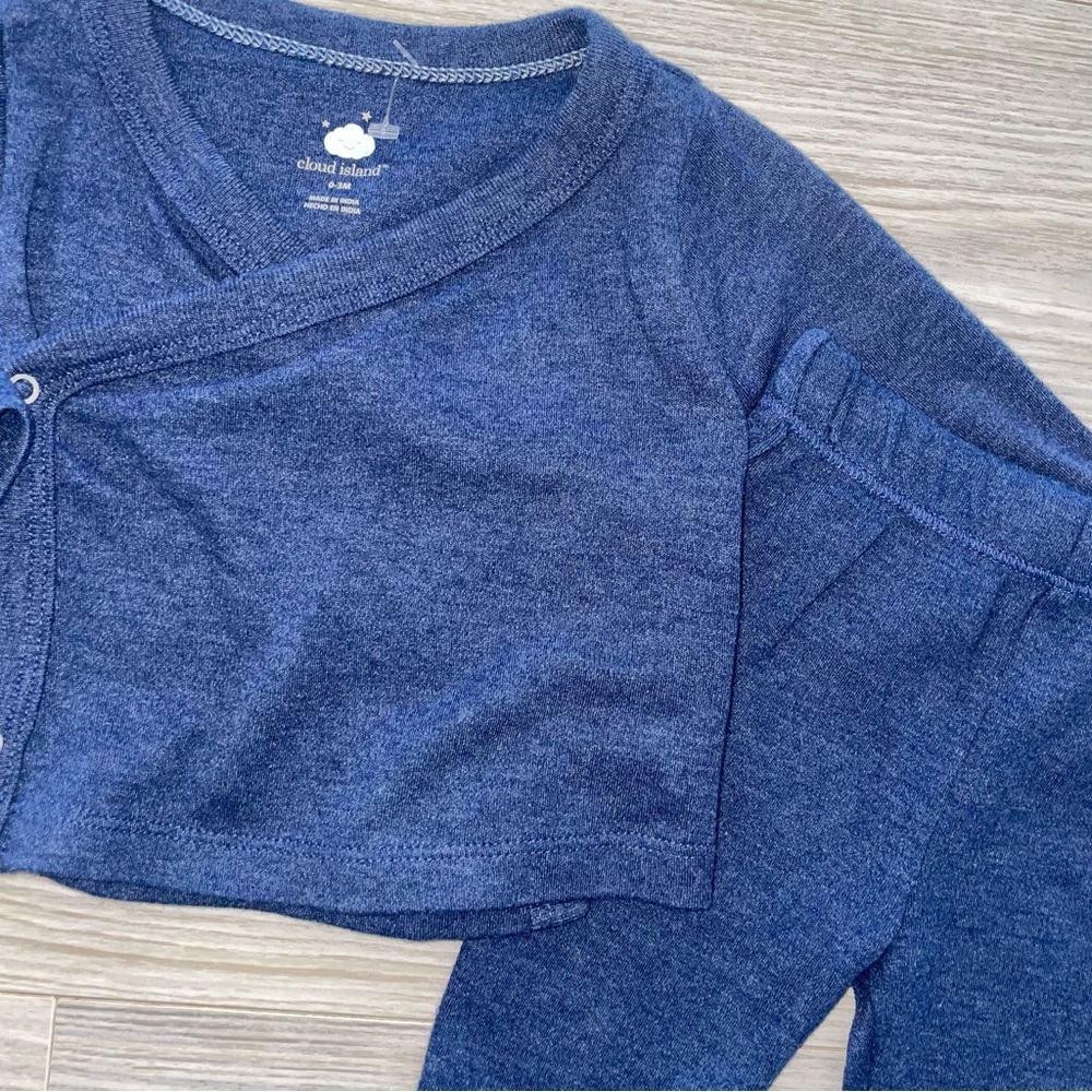 Cloud Island Baby Boys 2-PC Bundle 0-3 Months - Picture 2 of 4